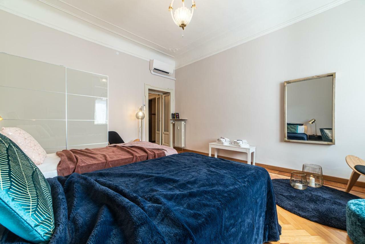 Joivy Sophisticated 3-Bed Flat With Desk Lejlighed Milano Eksteriør billede