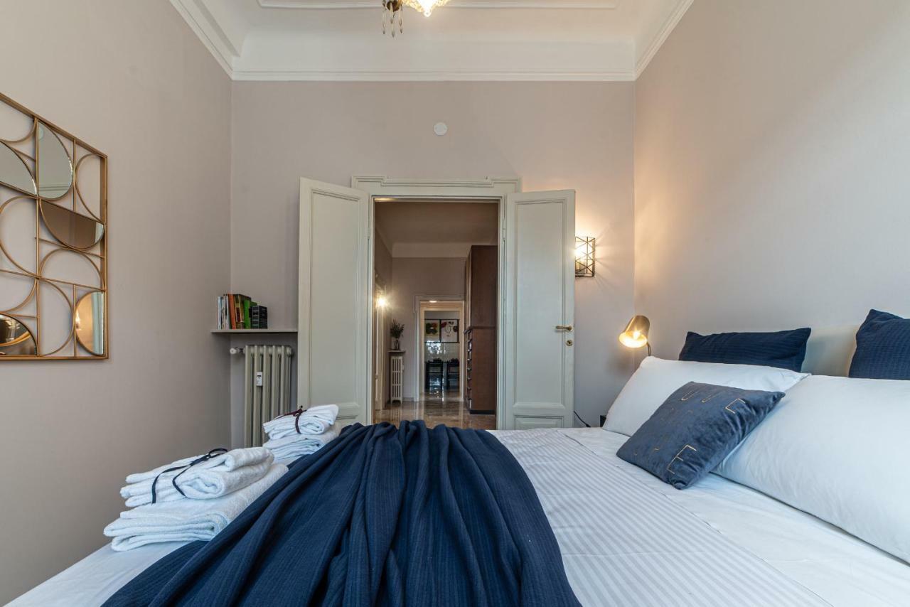 Joivy Sophisticated 3-Bed Flat With Desk Lejlighed Milano Eksteriør billede