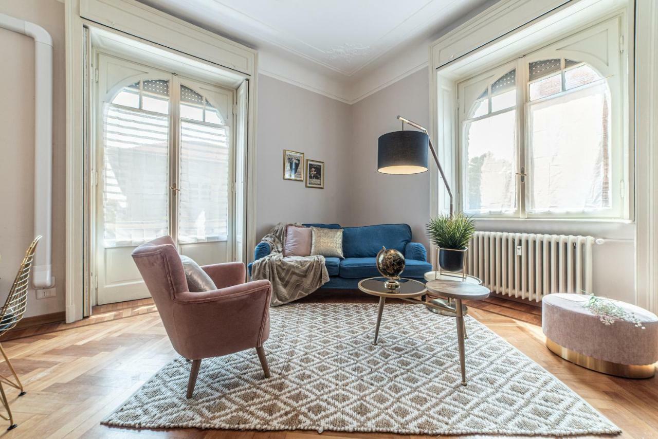 Joivy Sophisticated 3-Bed Flat With Desk Lejlighed Milano Eksteriør billede